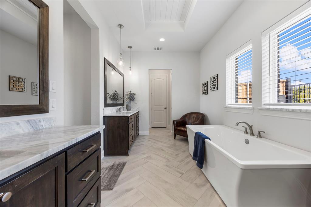 Horseshoe Mdws - Residential