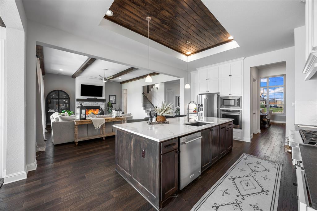 Horseshoe Mdws - Residential