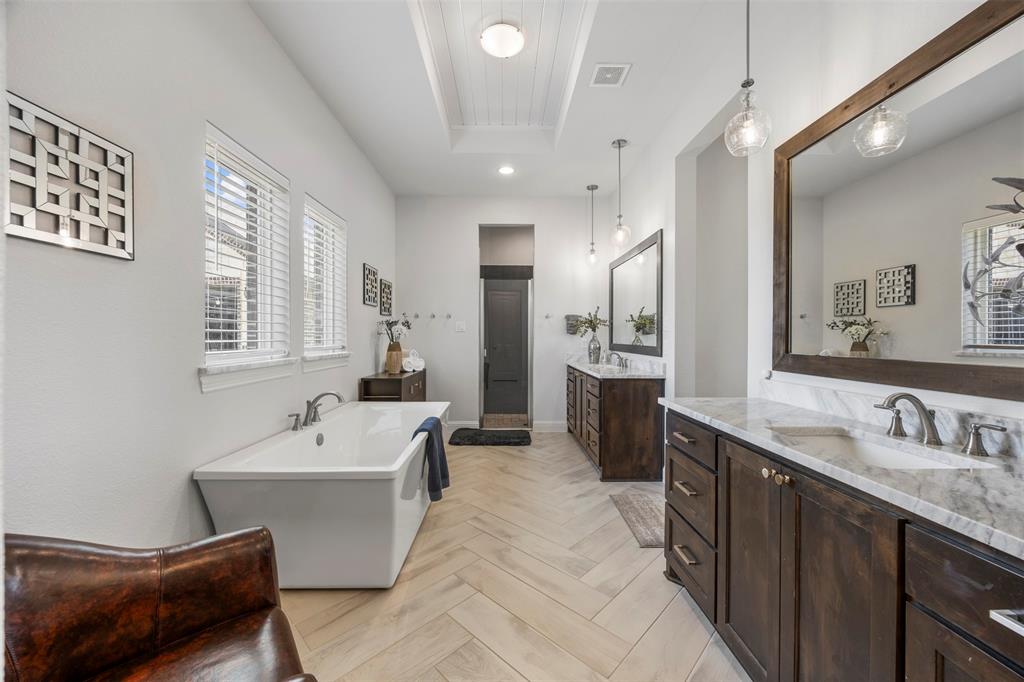 Horseshoe Mdws - Residential