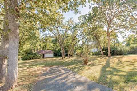 Tiny photo for 408 E Jolly Street, Palestine, TX 75801 (MLS # 21100444)