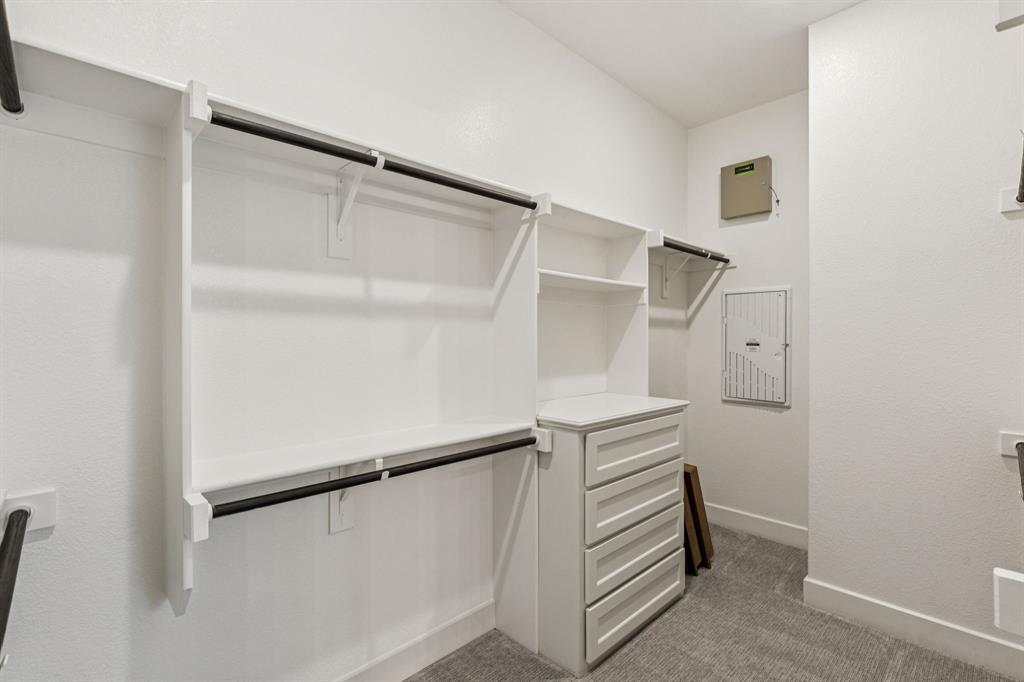 The Grove Frisco - Residential