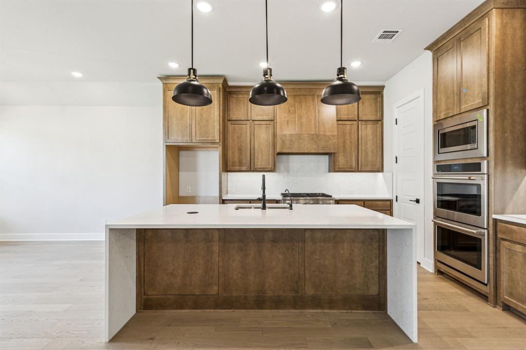 The Grove Frisco - Residential