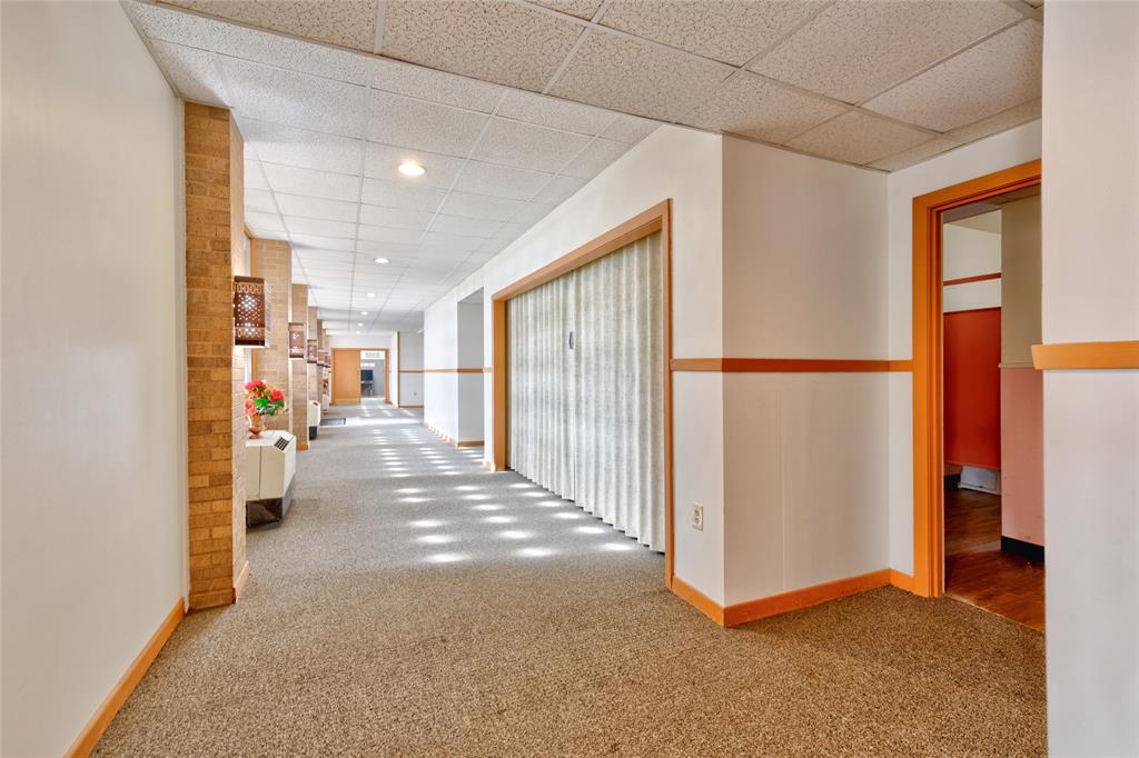 ALEXANDER THOMPSON - Commercial Sale