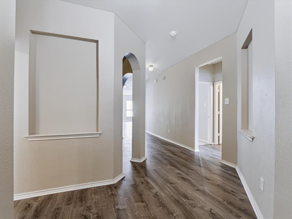 1618 Mary Lane