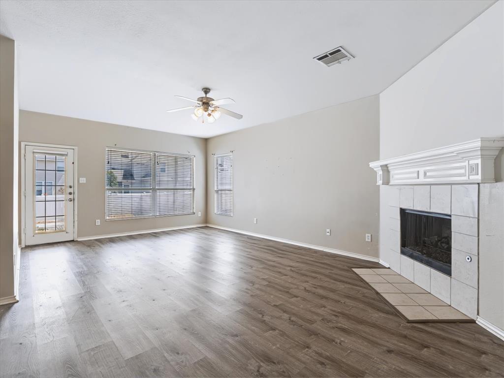 1618 Mary Lane