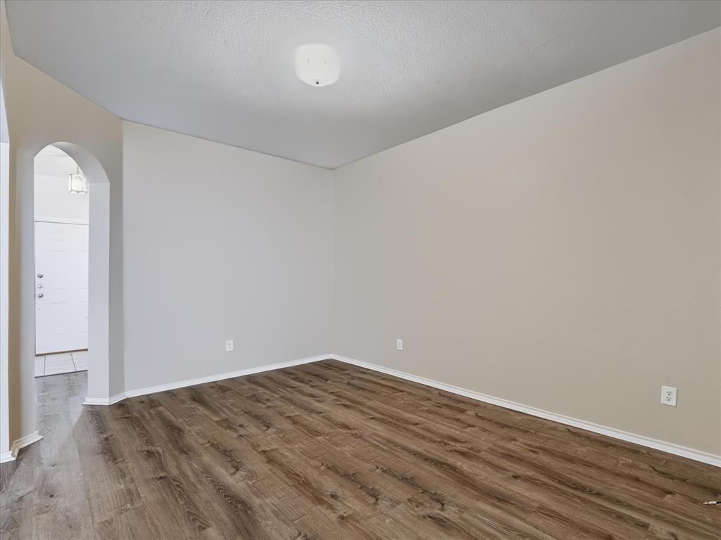 1618 Mary Lane