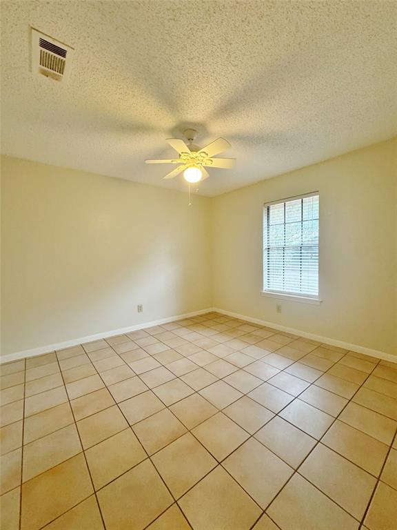 Meadowbrook Estates 4th Inst R - Residential Lease