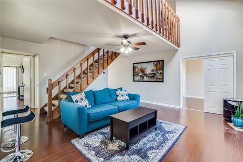 Photo of 1028 Signal Ridge Place, Rockwall, TX 75032 (MLS # 21310732)