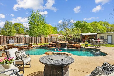 908 N Maple Street Muenster TX 76252