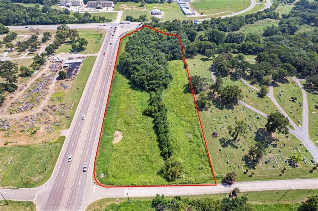 Westside N Tx-121 Highway