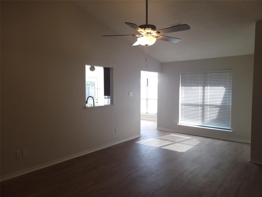 RIDGECREST - Residential Lease