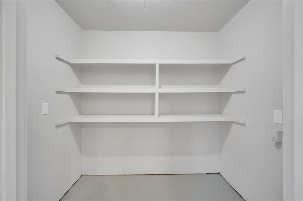 Shannon Valley 763 E M Smith Johnson Co - Residential