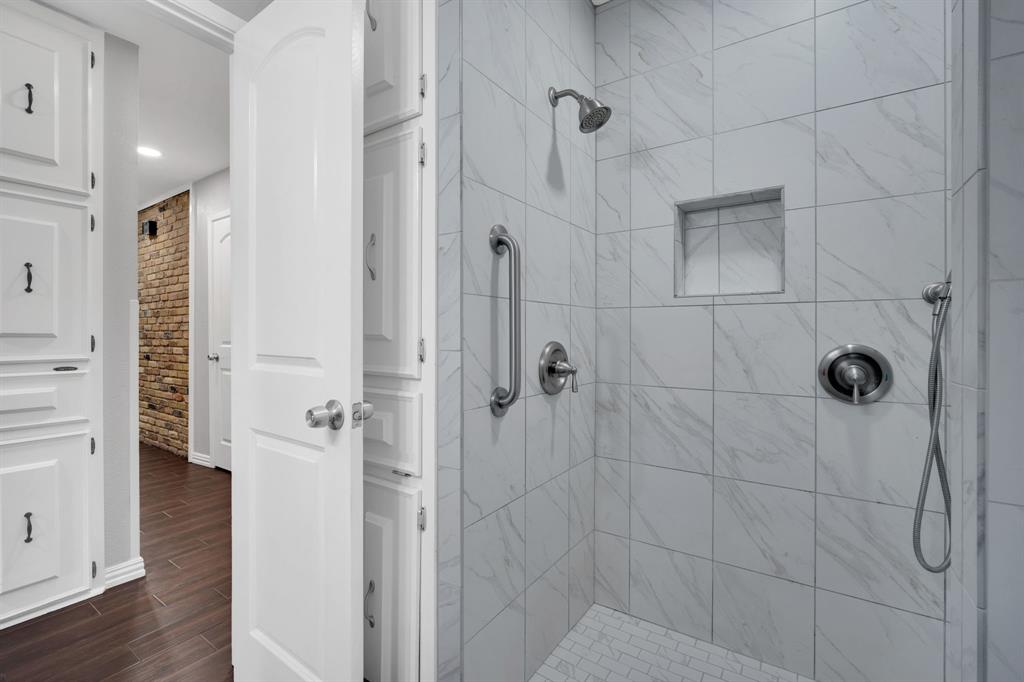 Shannon Valley 763 E M Smith Johnson Co - Residential