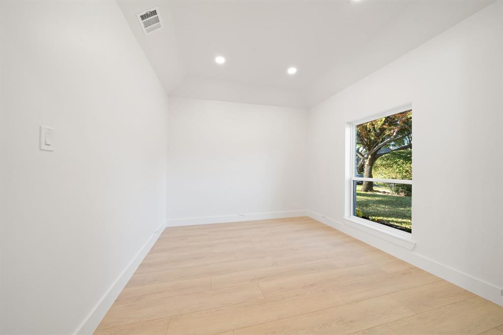 4616 Centenary Drive