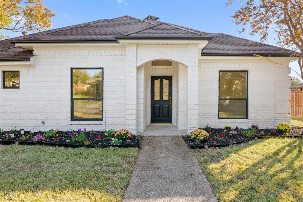 4616 Centenary Drive