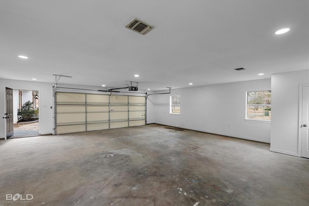 Benton, Louisiana 71006, United States, 4 Bedrooms Bedrooms, ,3 BathroomsBathrooms,Residential,Active,64539