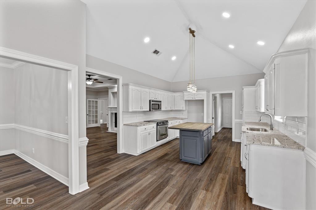 Benton, Louisiana 71006, United States, 4 Bedrooms Bedrooms, ,3 BathroomsBathrooms,Residential,Active,64539