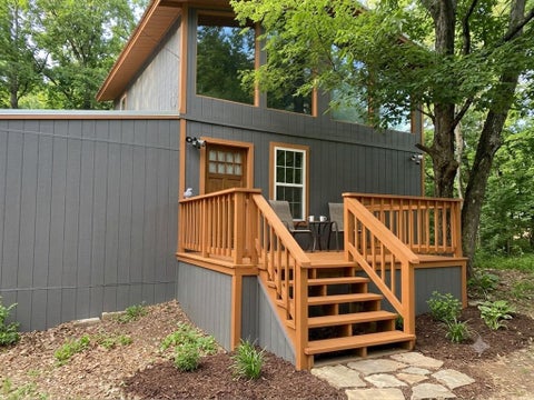 Photo of 1028 Pawnee Trail, Granbury, TX 76048 (MLS # 21313171)