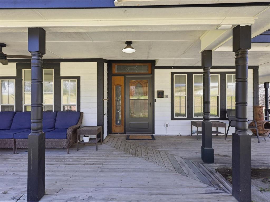 SHORT ROBT T TRL: - Residential