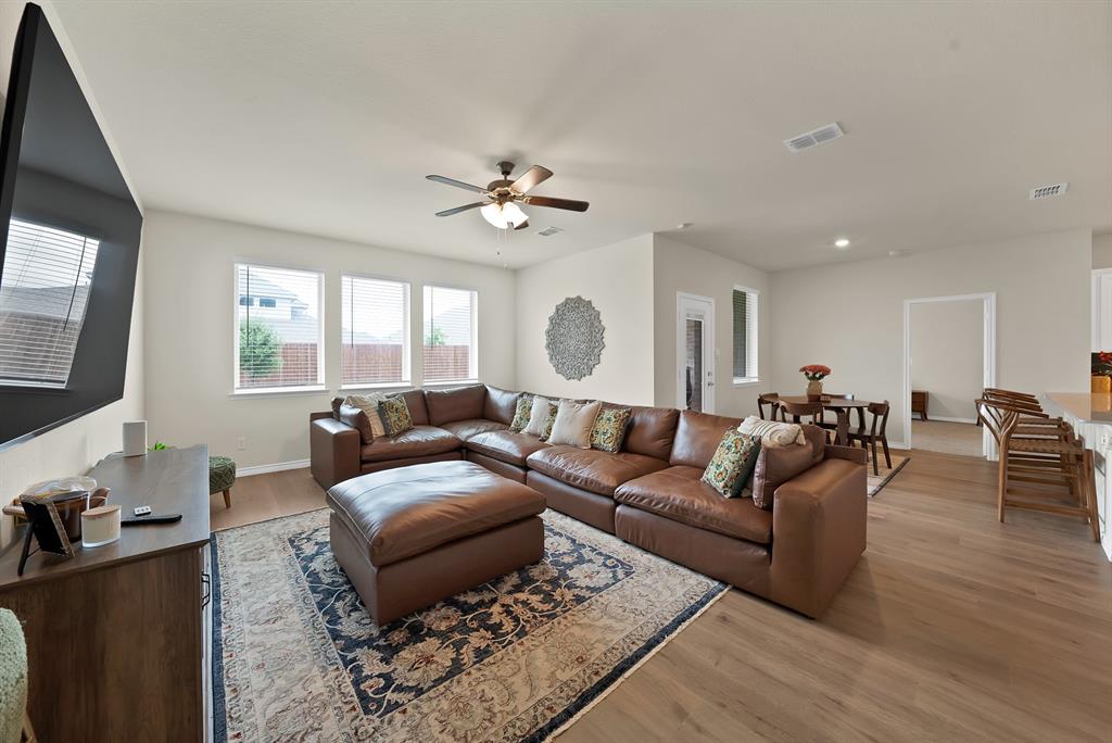 Photo of 9720 Lariat Drive, Aubrey, TX 76227 (MLS # 21357435)