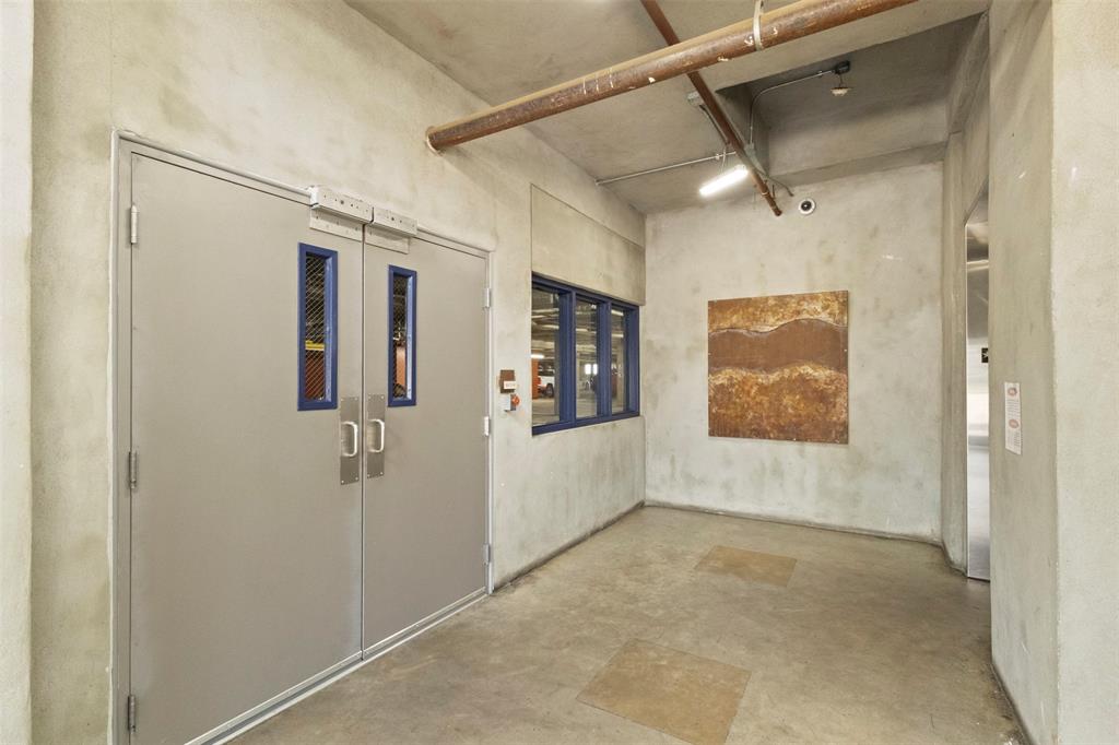 Live Oak Lofts Condo - Residential