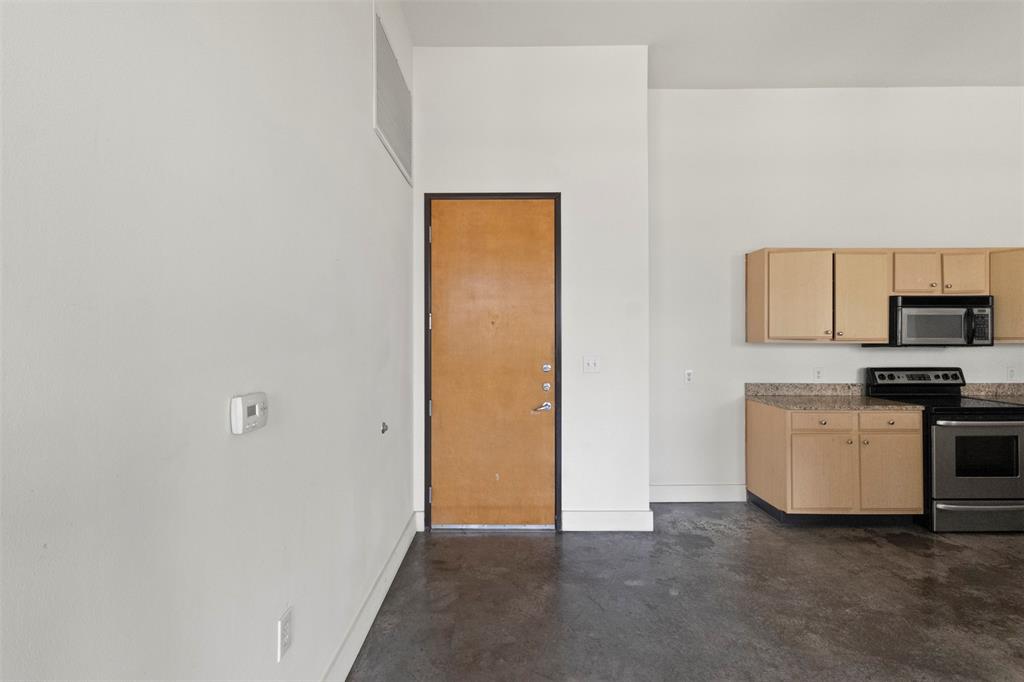 2502 Live Oak Street 236