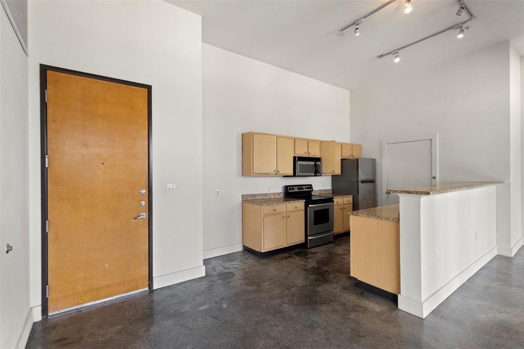 Live Oak Lofts Condo - Residential