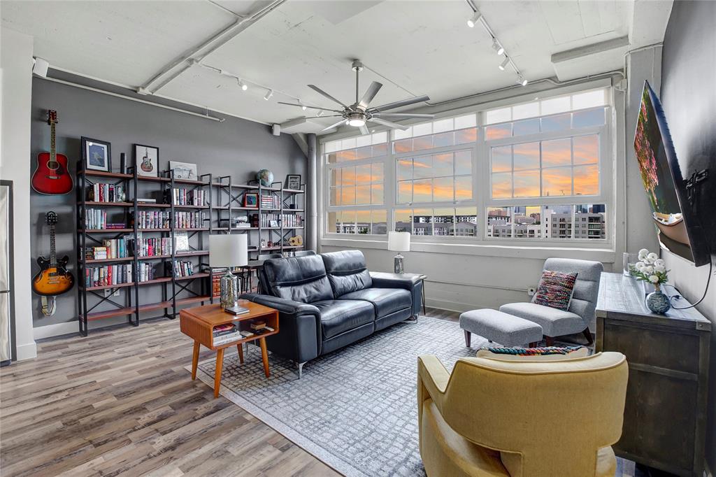 2600 W 7th Street 2454