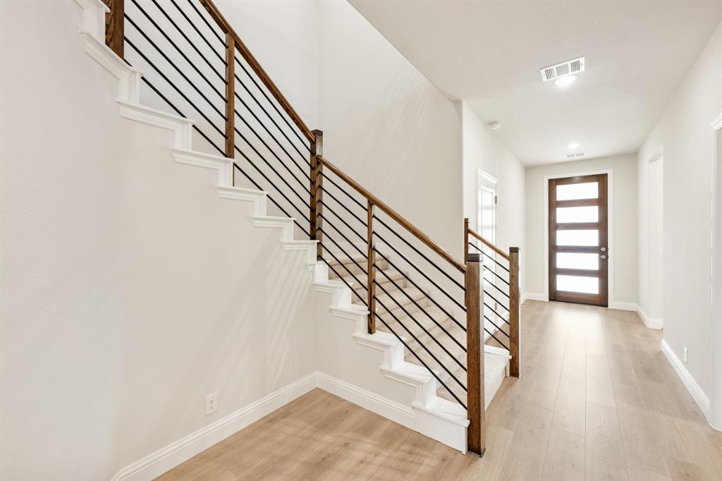 1605 Community Drive