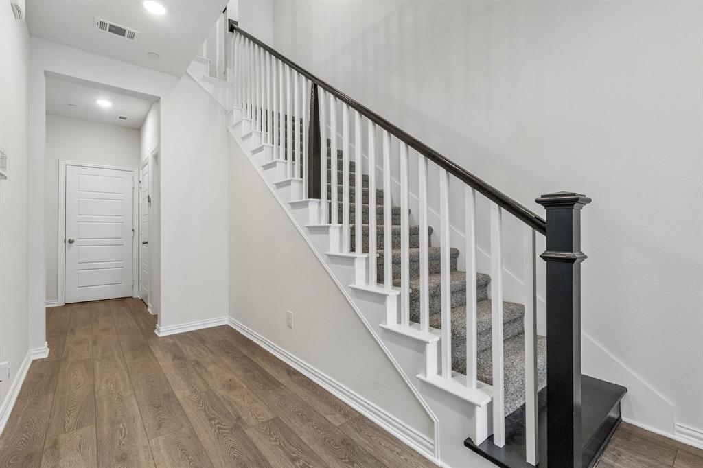 8352 Challenger Lane