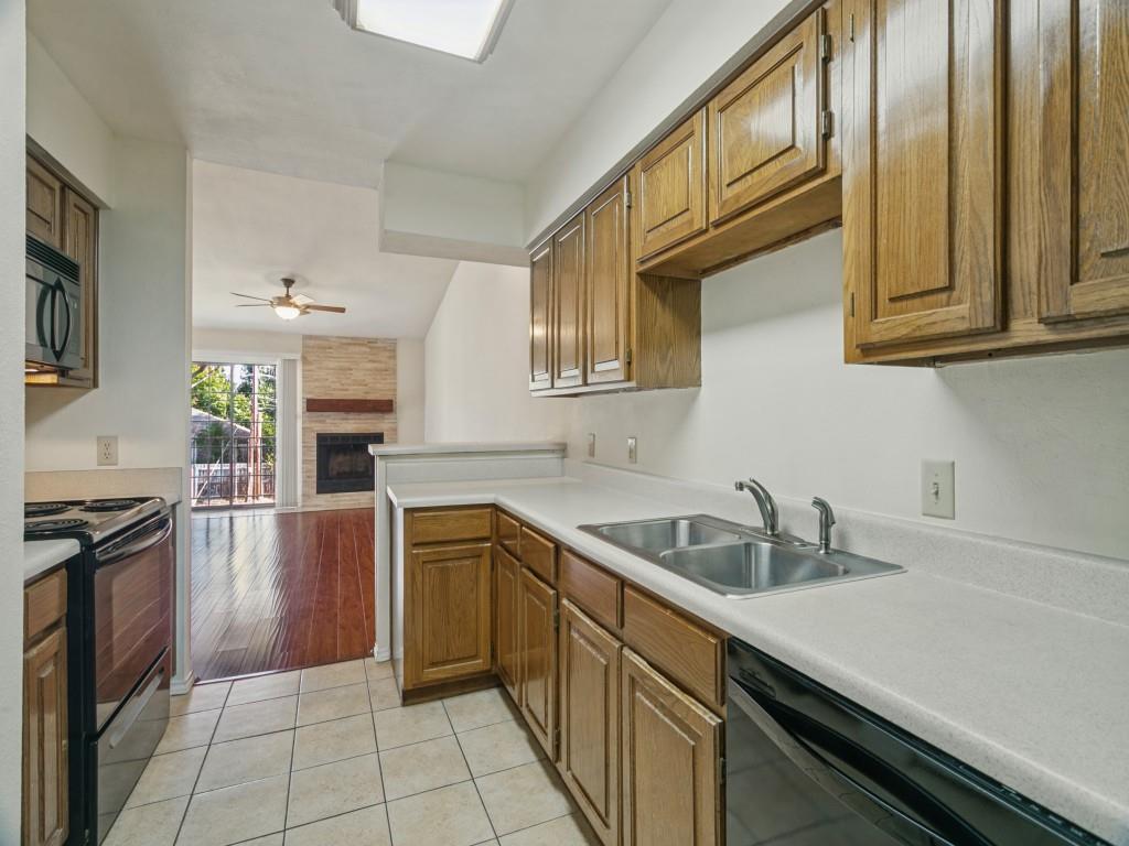 358 W Harwood Road G