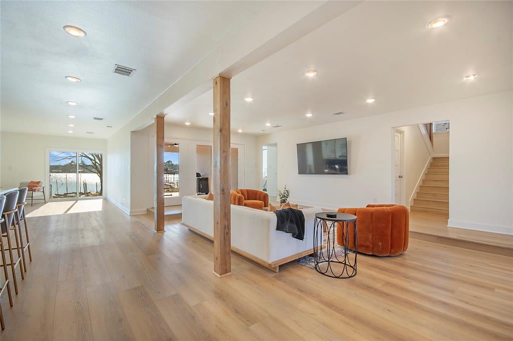 6805 Briar Road