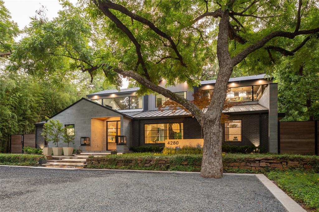 4280 Shorecrest Drive