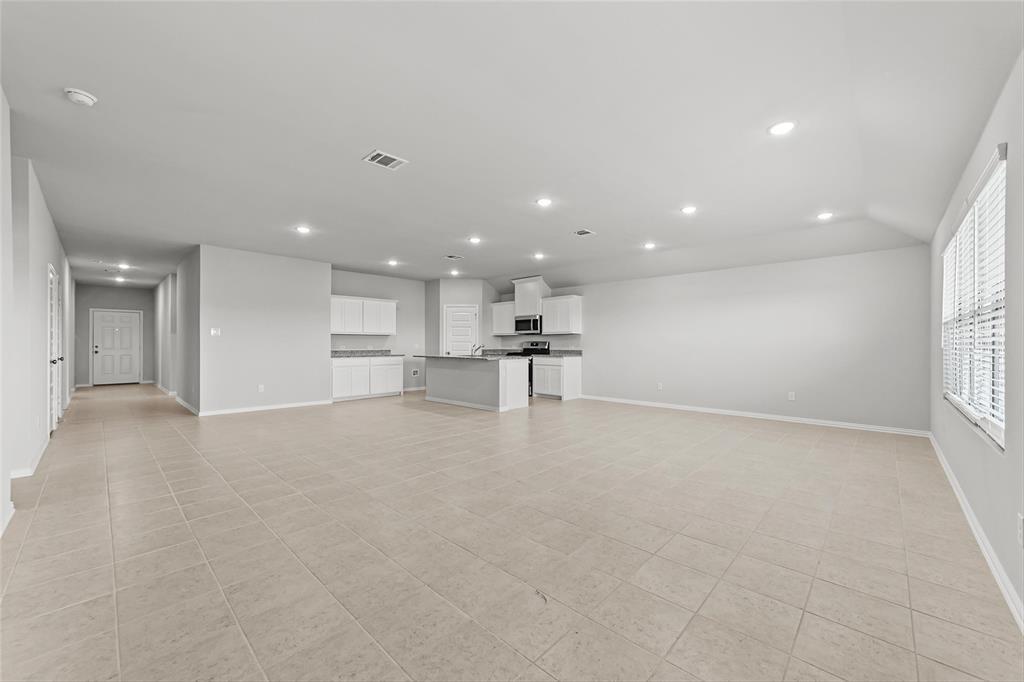 ROLLING RIDGE PHASE 1 - Residential Lease