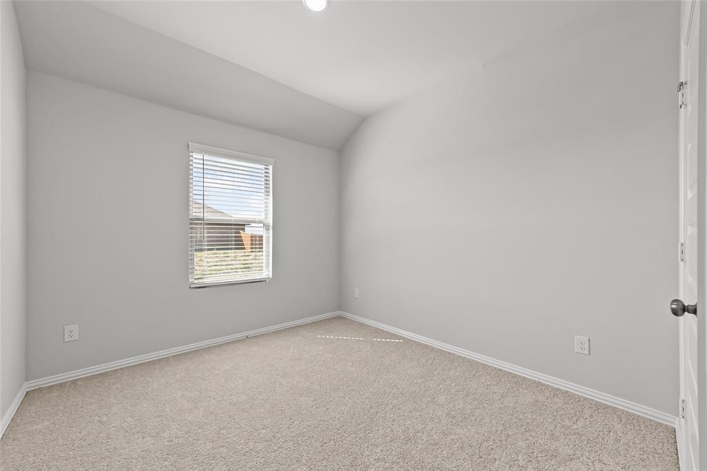 ROLLING RIDGE PHASE 1 - Residential Lease