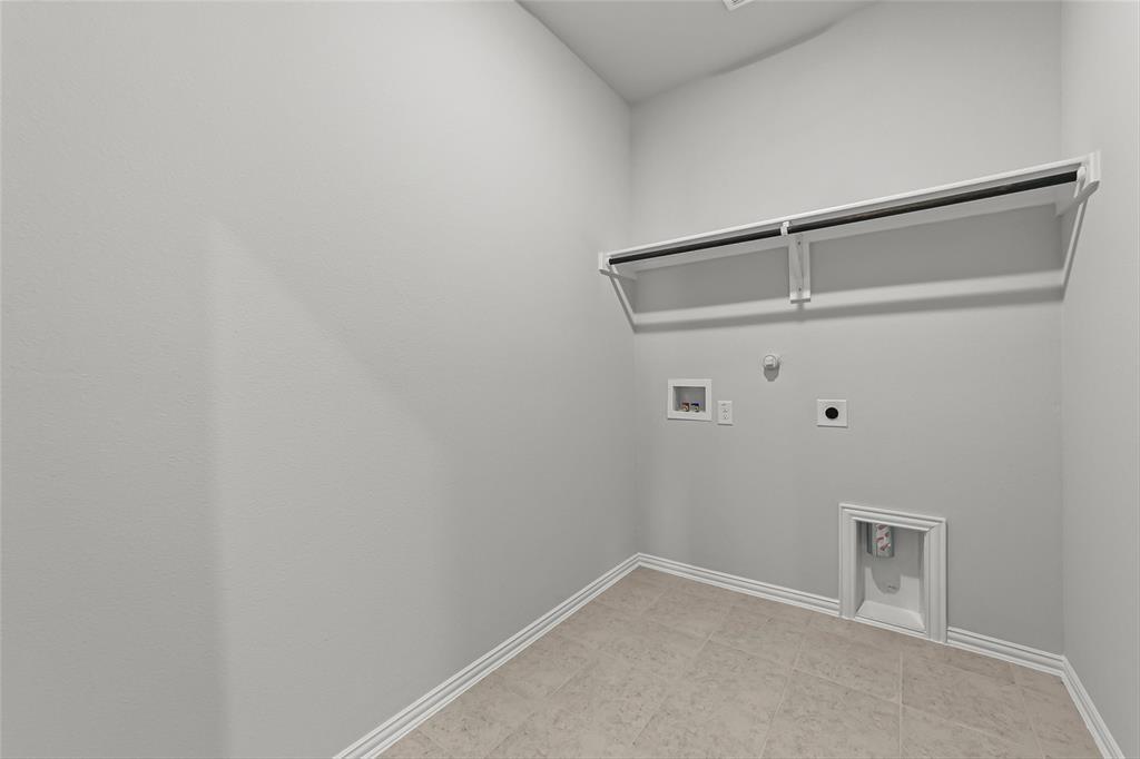 ROLLING RIDGE PHASE 1 - Residential Lease