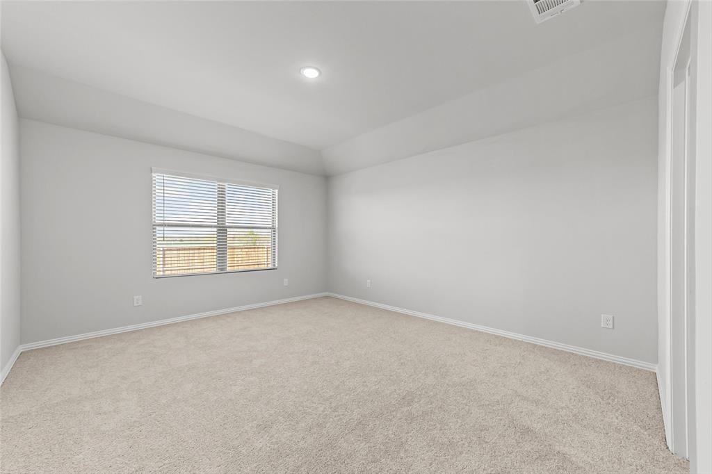 ROLLING RIDGE PHASE 1 - Residential Lease