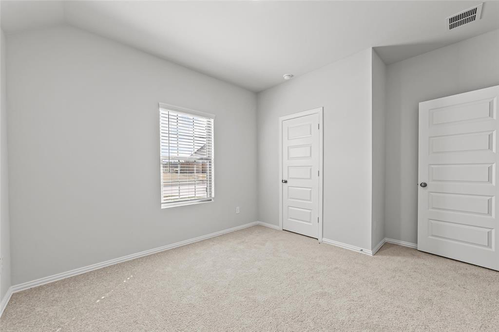 ROLLING RIDGE PHASE 1 - Residential Lease