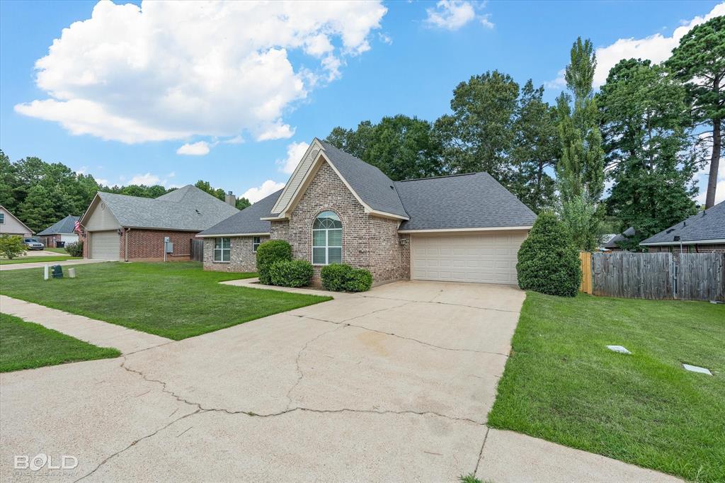 Haughton, Louisiana 71037, United States, 3 Bedrooms Bedrooms, ,2 BathroomsBathrooms,Residential,Contingent,190906