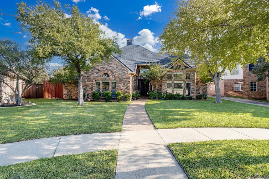 9812 Canyon Crest Circle