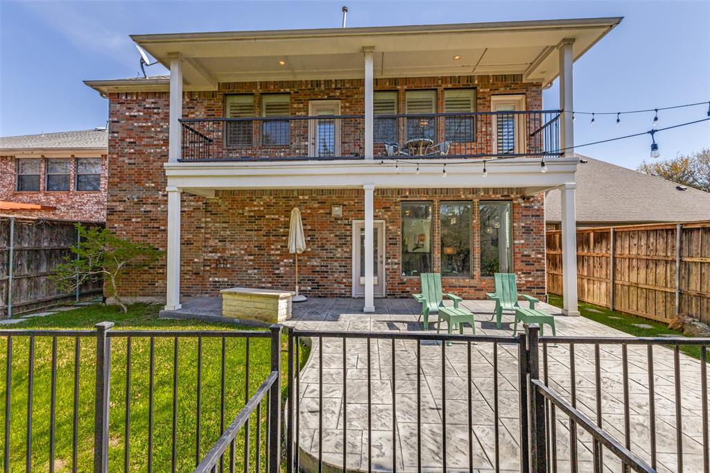 Enclave At Wooded Creek - Residential