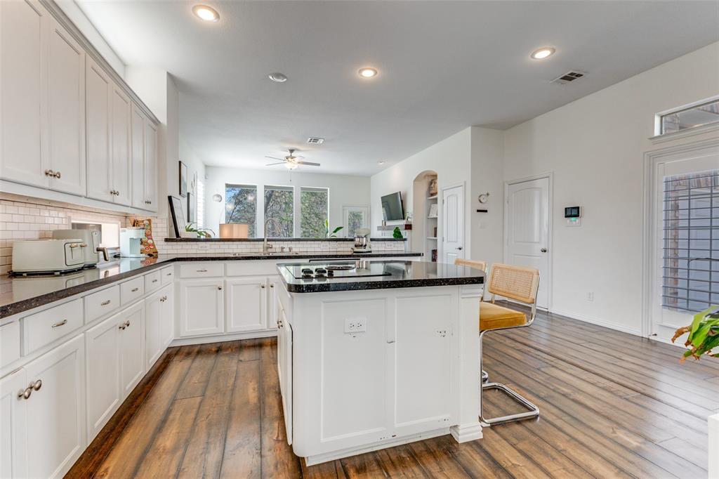 Enclave At Wooded Creek - Residential