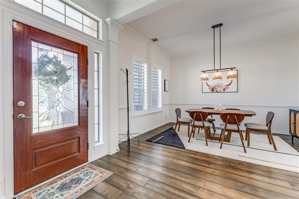 6803 Hawks Nest Court