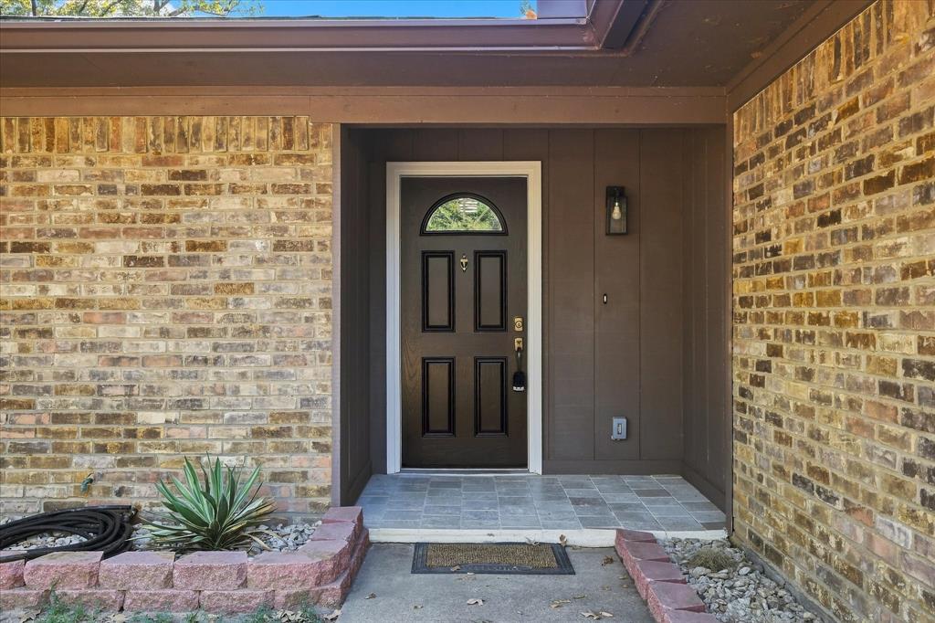 206 Hickory Lane