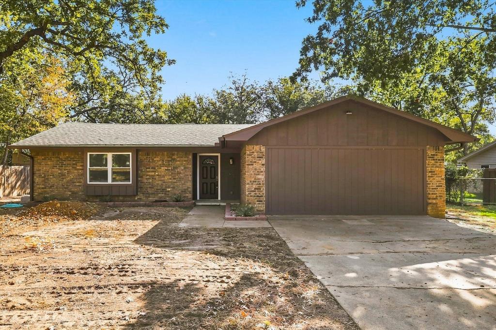 206 Hickory Lane