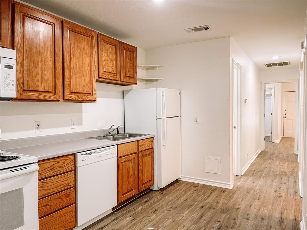 GRAYS G Y 2ND ADDN - Residential Lease