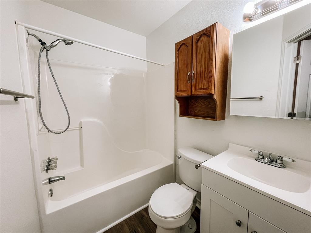 GRAYS G Y 2ND ADDN - Residential Lease