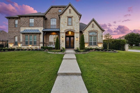 Photo of 1008 Lexington Terrace, Southlake, TX 76092 (MLS # 21321721)