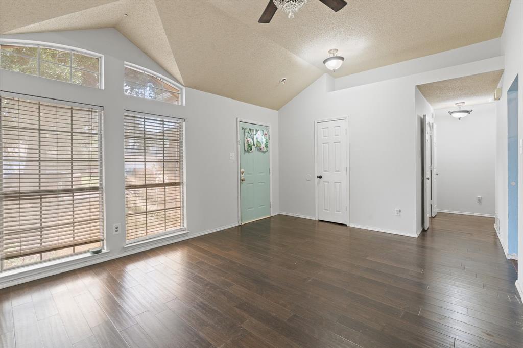 6704 Daffodil Court