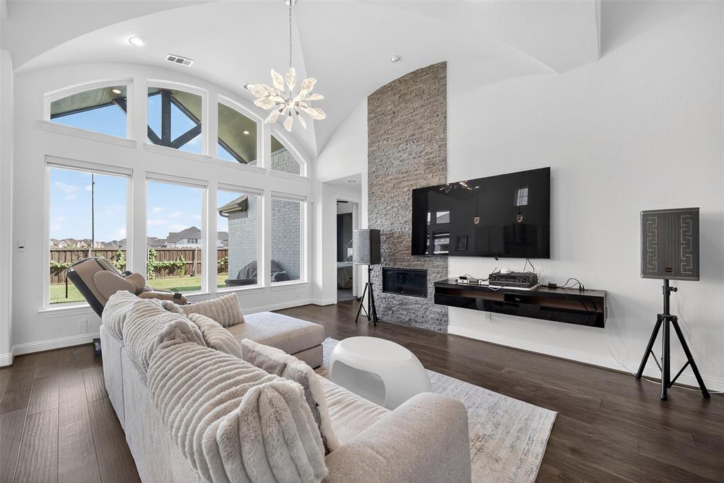 Dominion of Pleasant Valley - Residential Lease